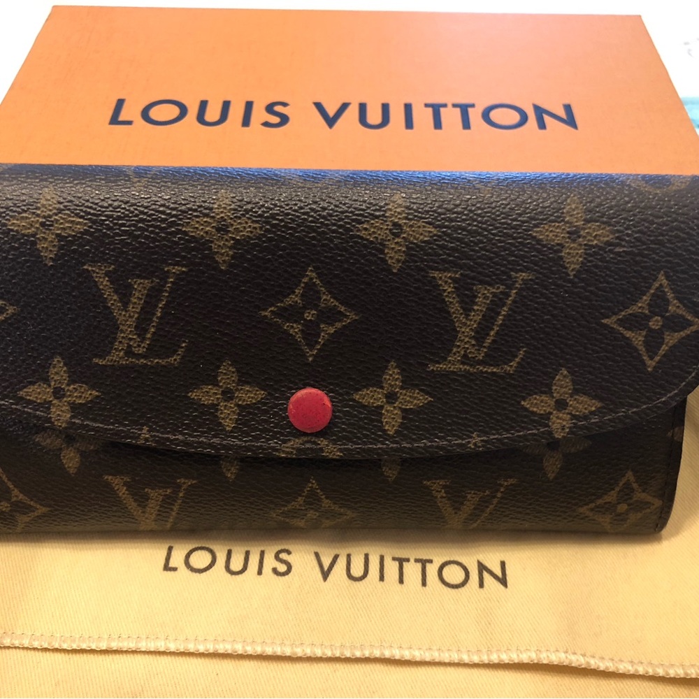 Louis Vuitton EmilieWallet